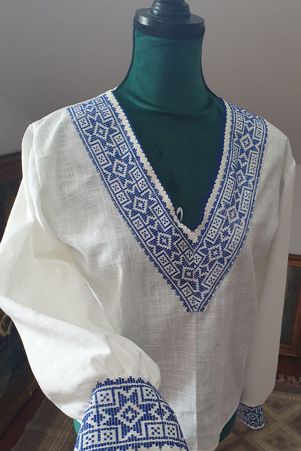 Bluză cu aplicație vintage, model Dor Albastru