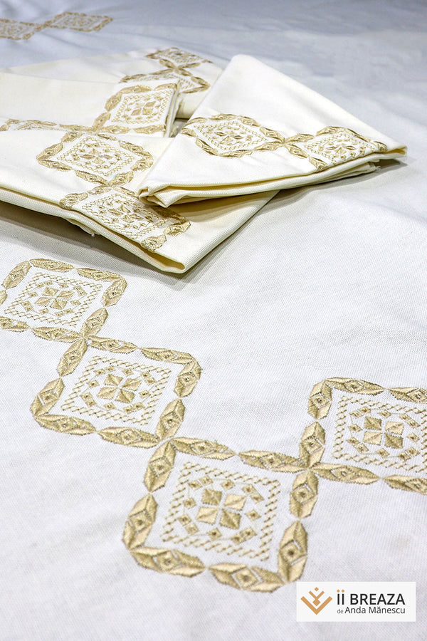 Față de masă cu șervețele, model Buclavaua