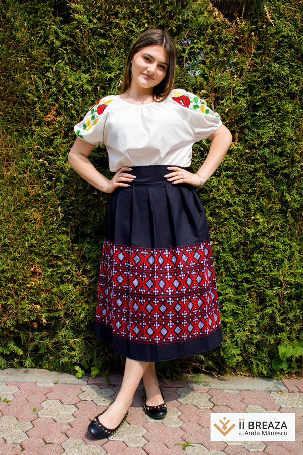 Fotă tip fustă, cu însemne tradiționale, bleumarin cu roșu