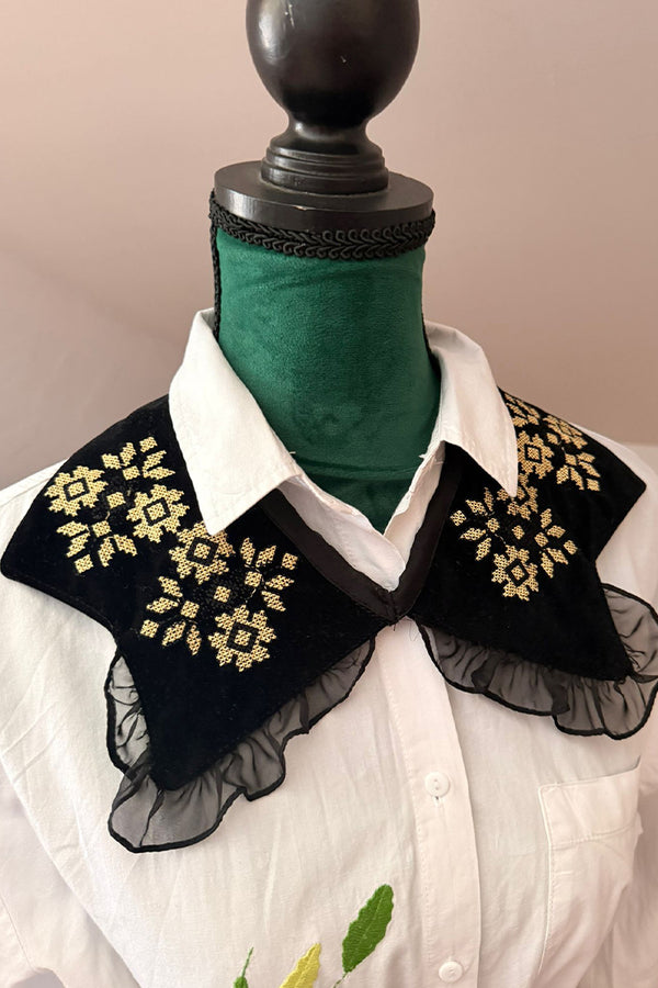 Guler brodat cu modelul Multicolorul