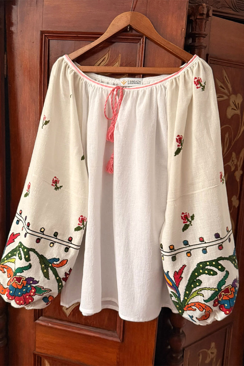 IE cu mâneci vintage, model Lalele