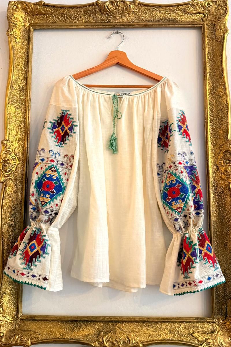 IE cu mâneci vintage, model Împlinire