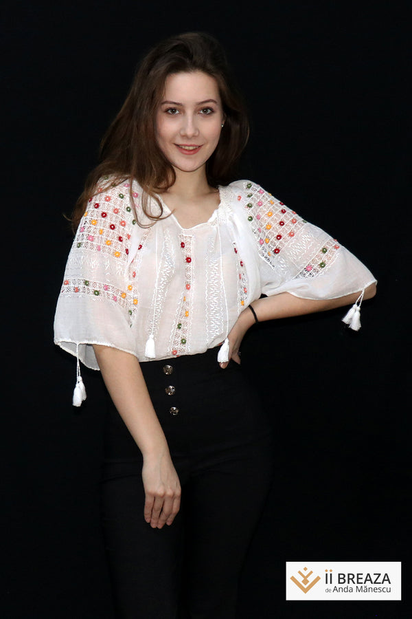 IE Tradițională de Breaza, model Ajurul cu Pălărioara