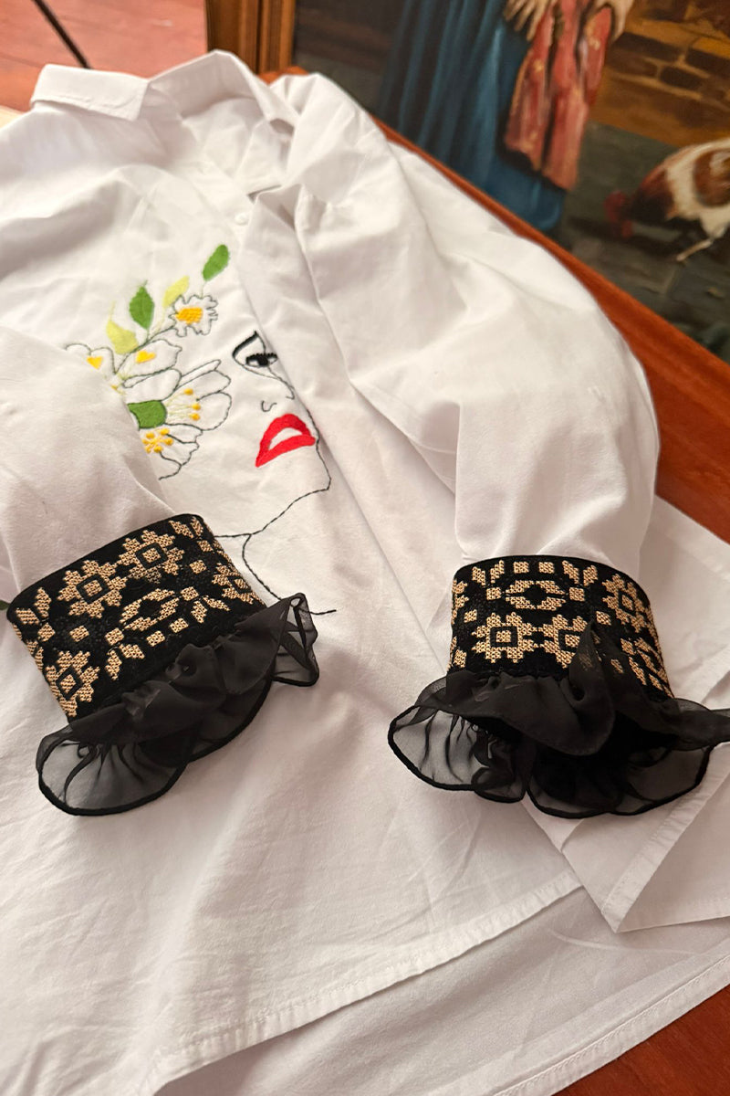 Manșete brodate cu modelul Multicolorul