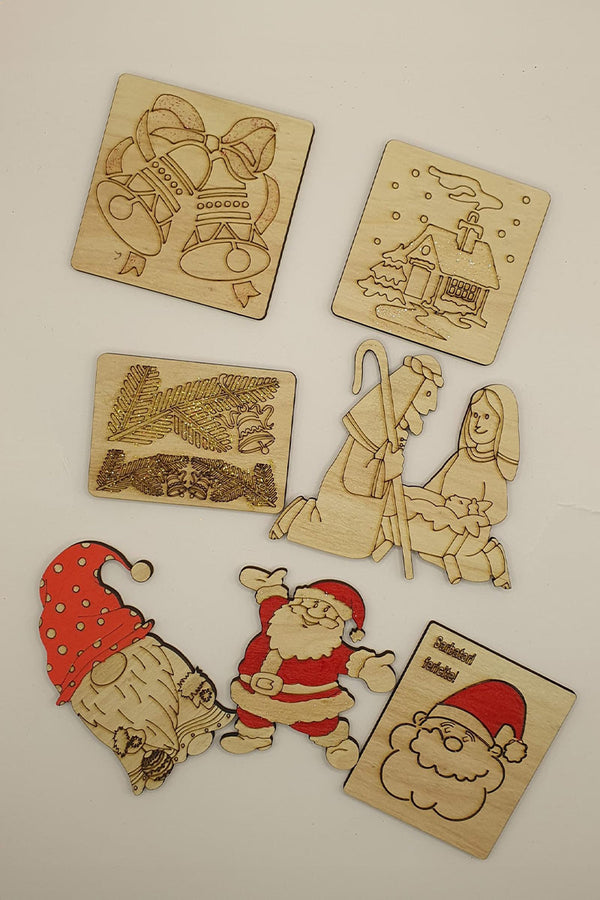 Decoratiune/ ornament/ magnet din lemn în spiritul Craciunului