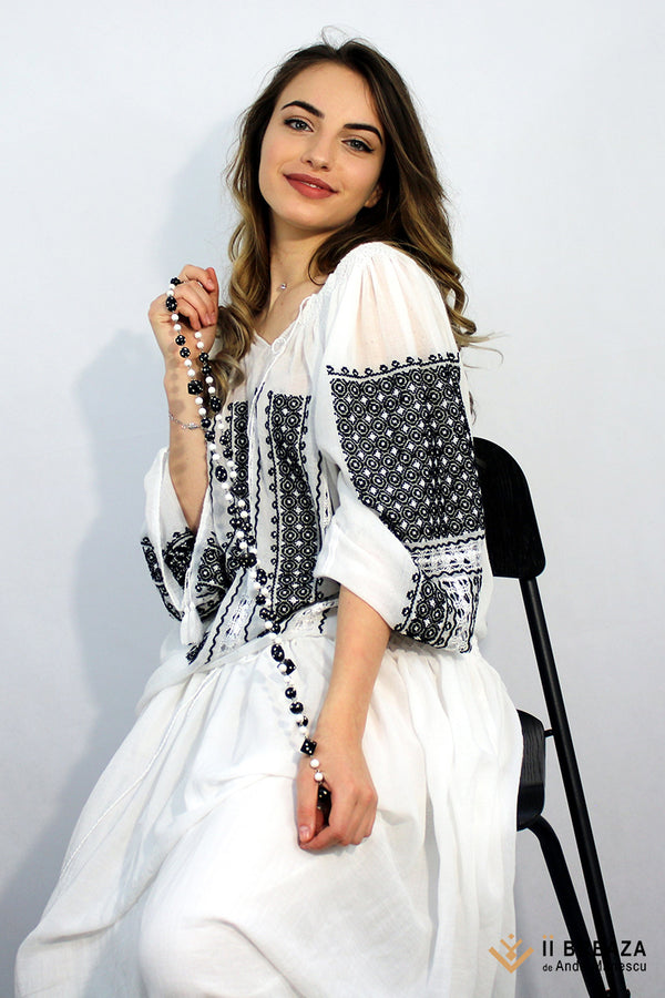 IE Tradițională de Breaza, model Bătrânelul