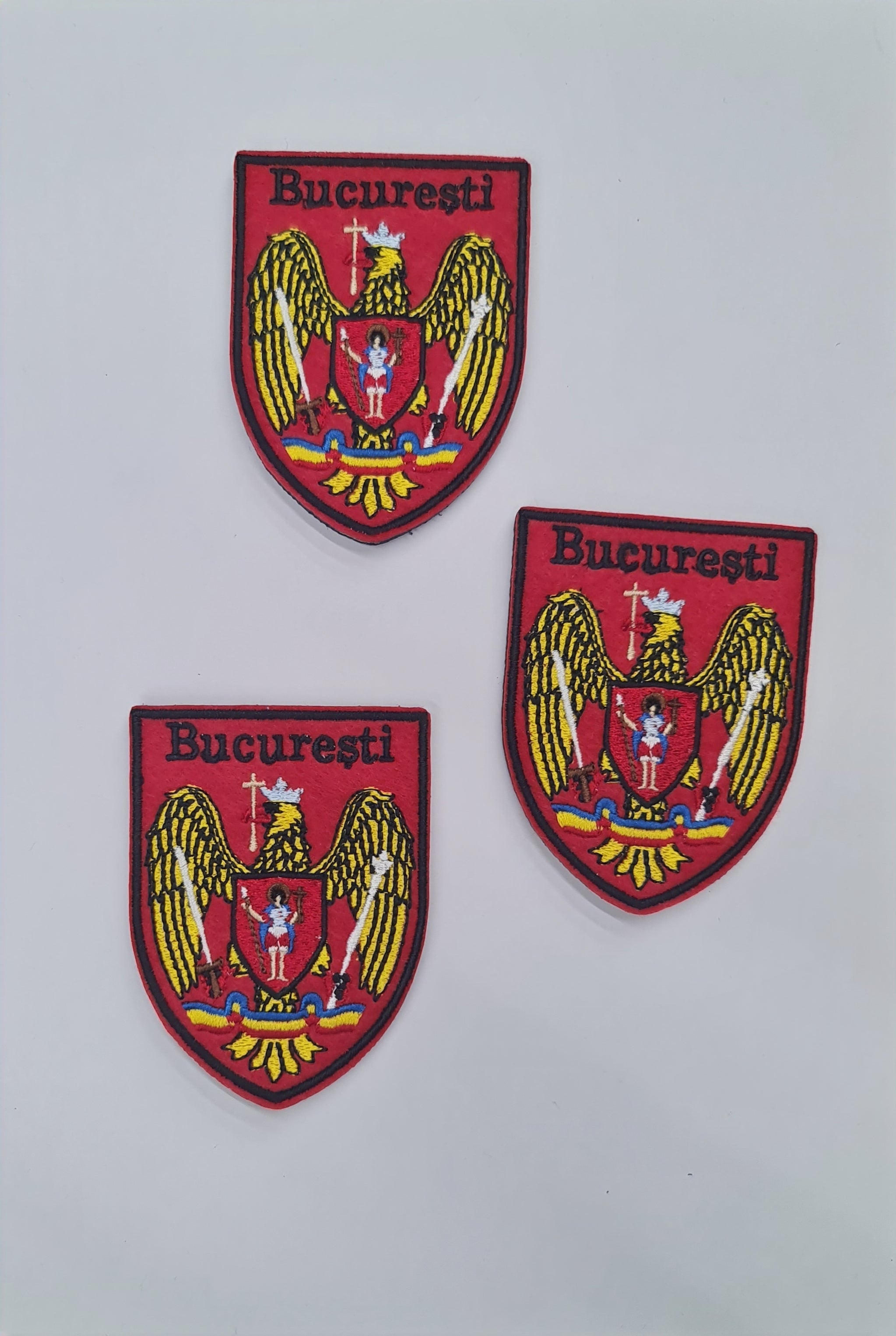 Emblemă / Patch brodată cu velcro adeziv – București