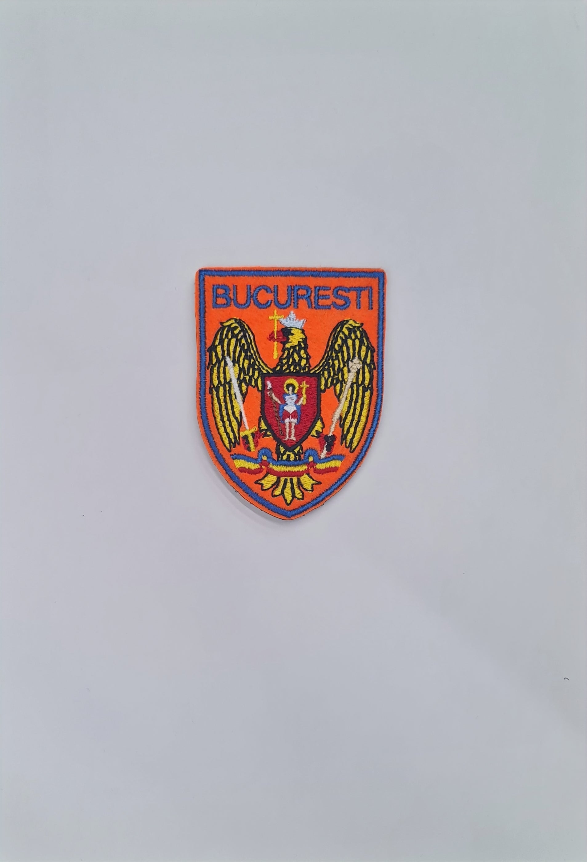 Emblemă / Patch brodată cu velcro adeziv – București