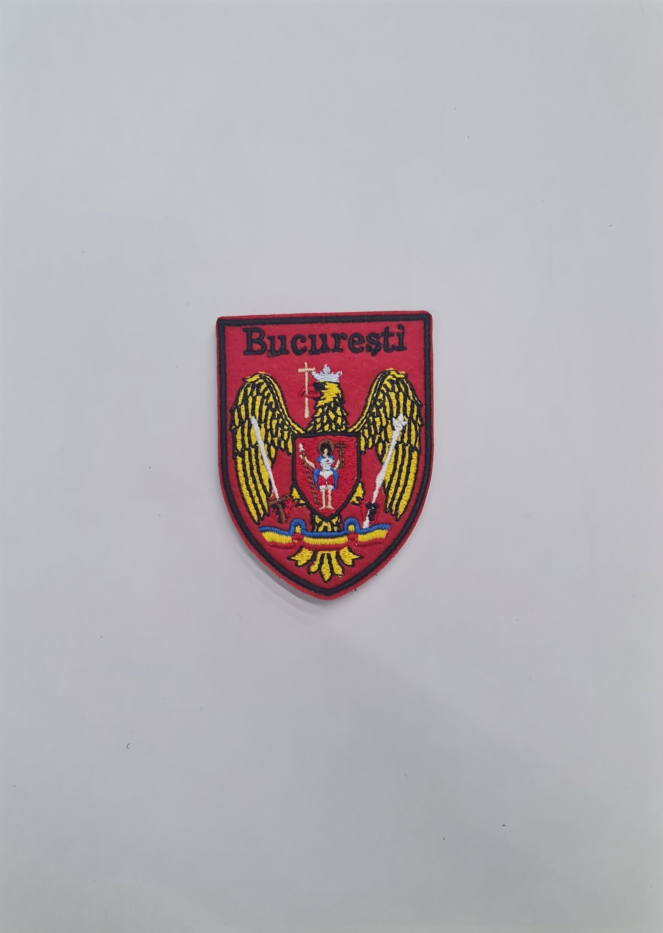 Emblemă / Patch brodată cu velcro adeziv – București
