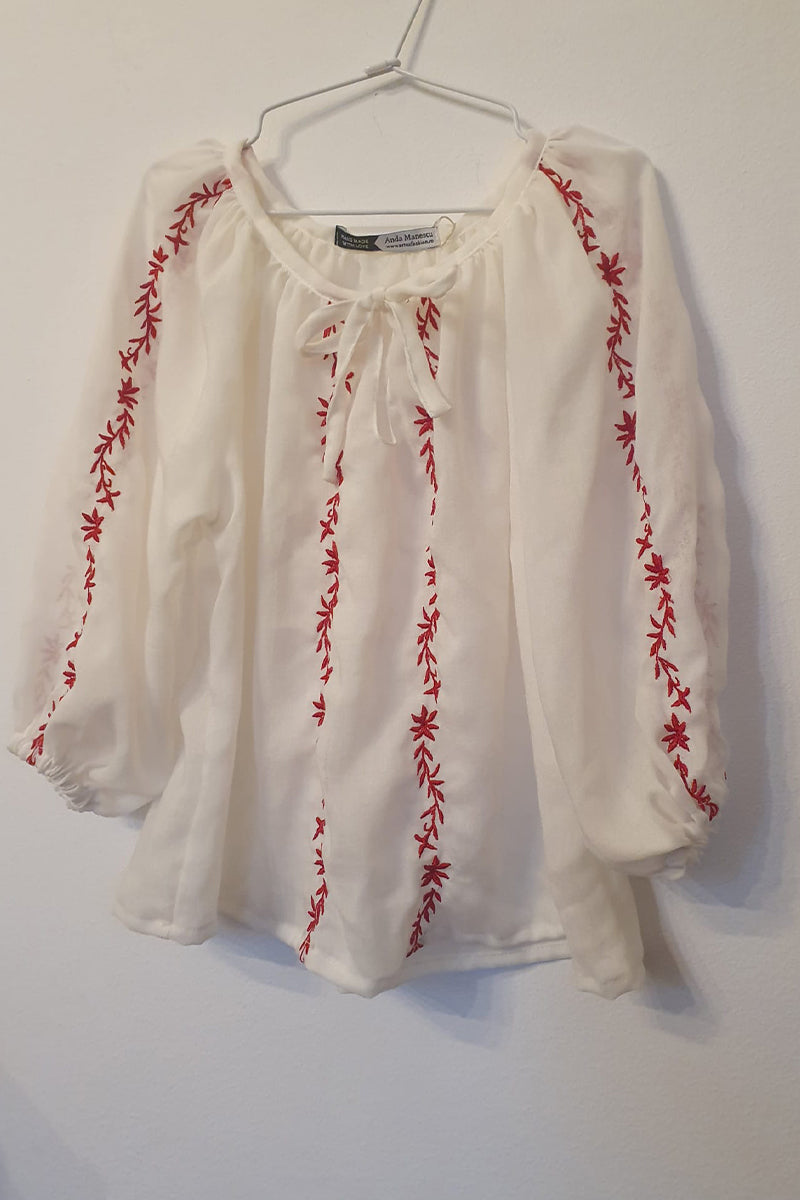 Bluză gen ie, de inspirație tradițională, brodată cu modelul Șirul vieții, mărimi 2-13 ani