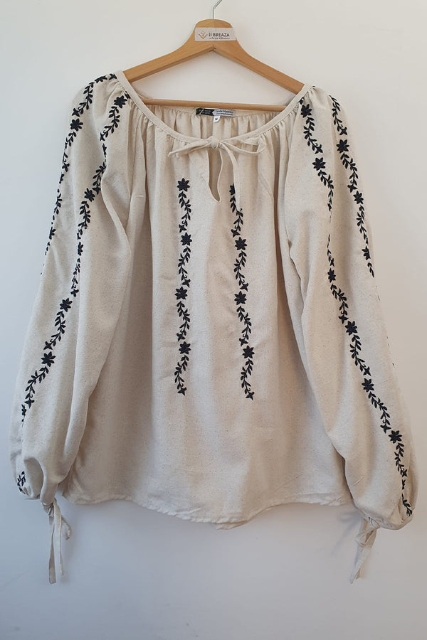 Bluză, în spiritul tradiției, model Șirul Vieții