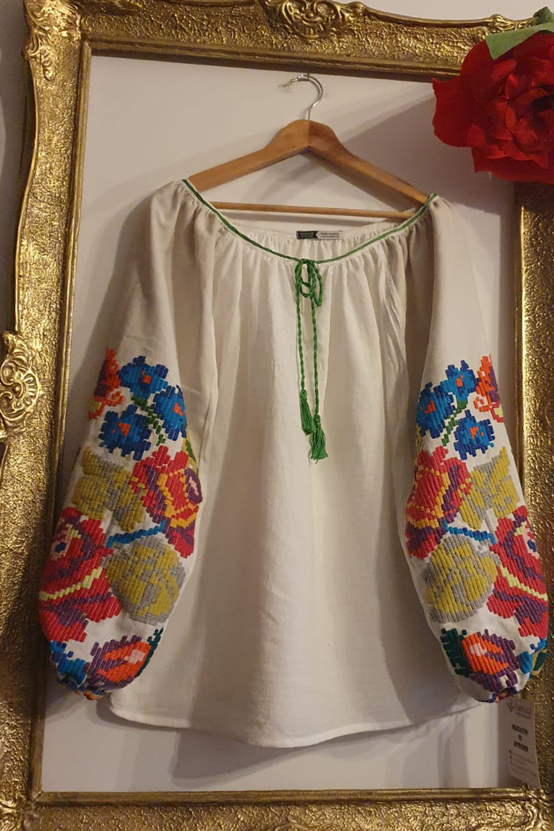 IE cu mâneci vintage, țesute