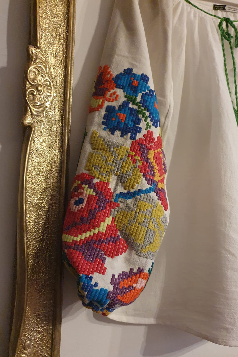 IE cu mâneci vintage, țesute