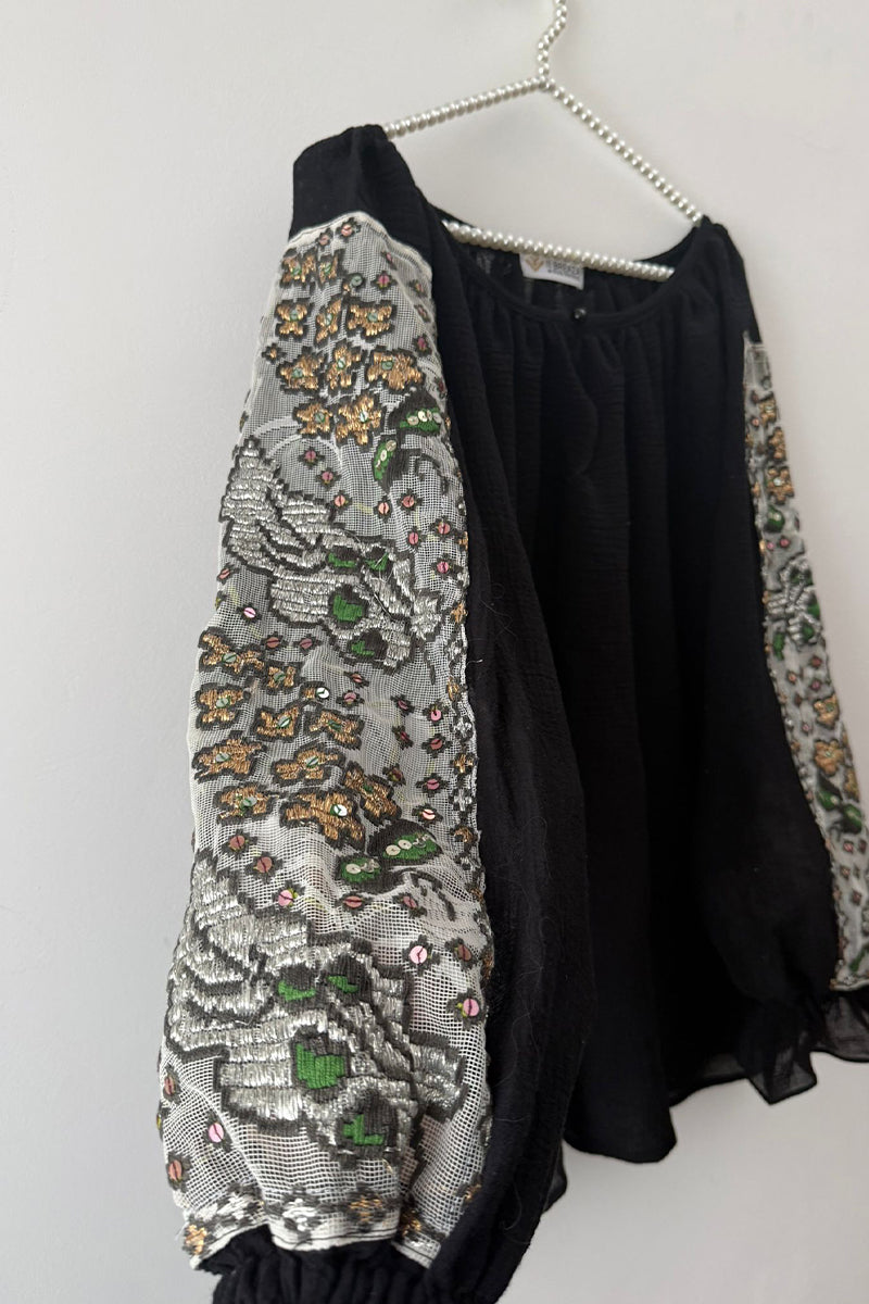 IE Vintage, model Regina nopții