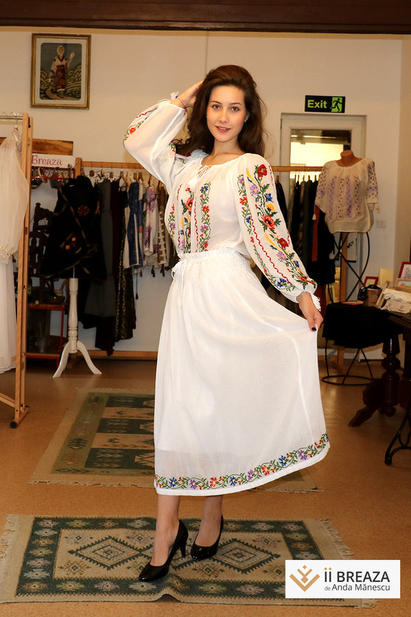 Compleu Tradițional, model Câmp cu Maci